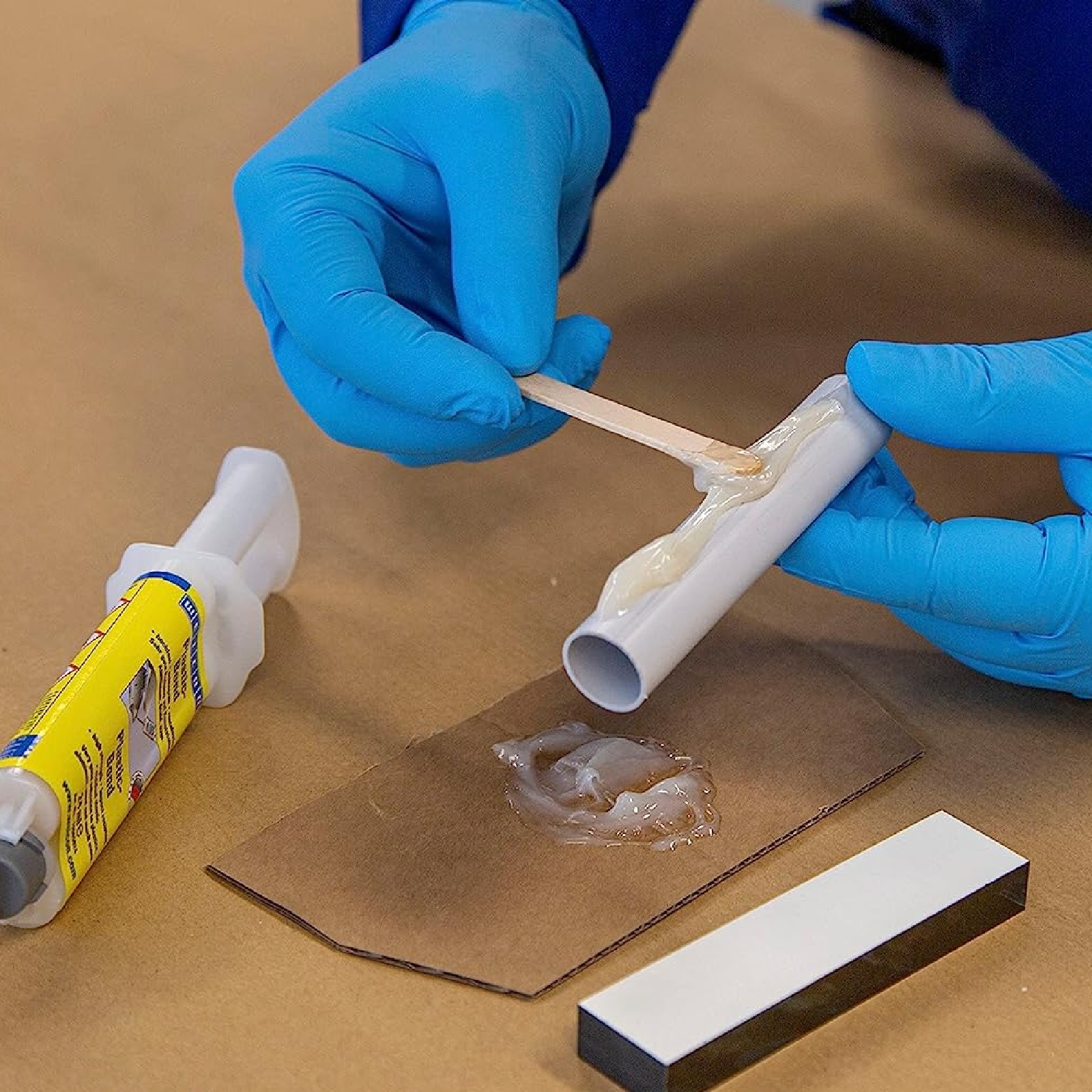 Plastic Bond 24ml Kunststoff Kleber Reparatur SET - cremeweiß